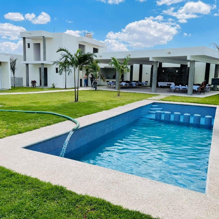 Quinta La Plaza 2.jpg