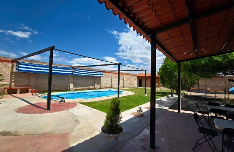 Alberca El Terreno3.jpg